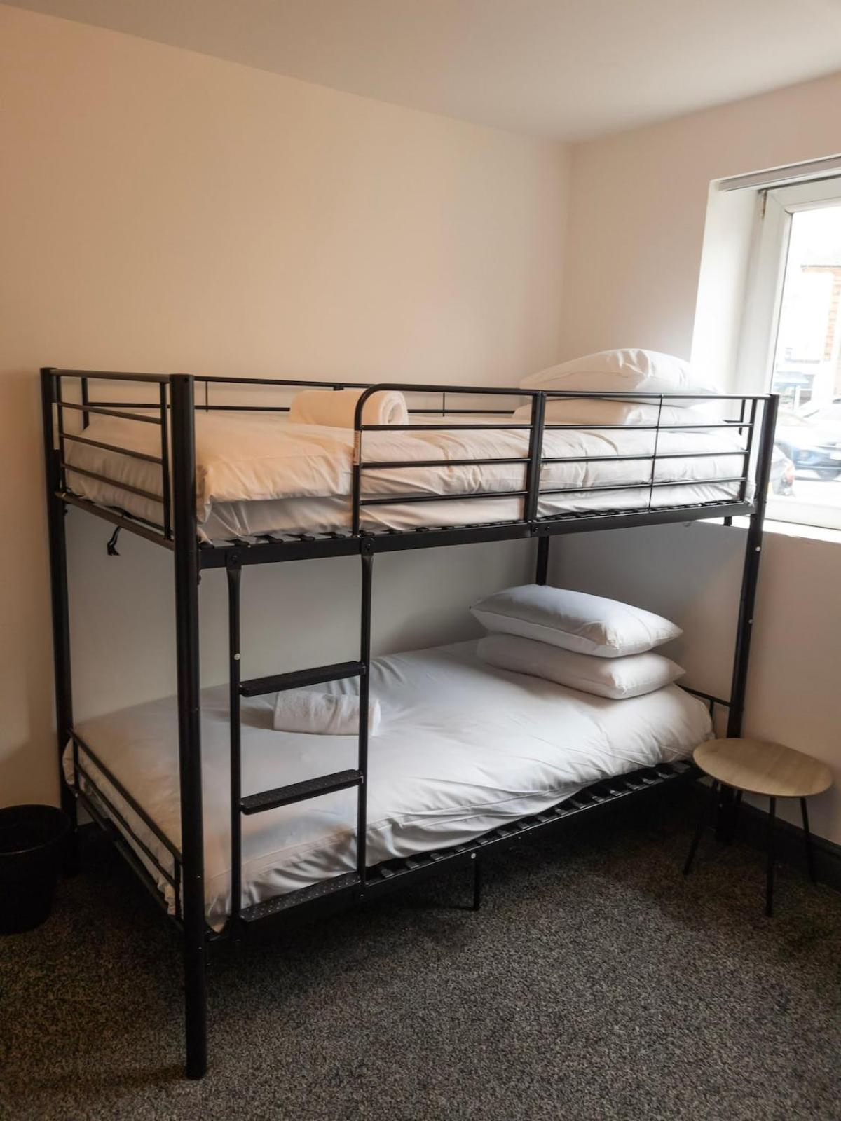 Mega Value - 7 Beds, Keyless Entry, 5 Min Walk By Promise Apartamento Cardiff